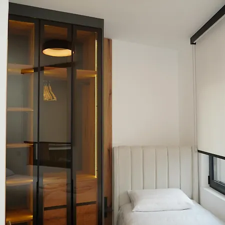 Апартаменты Square Luxe Residences