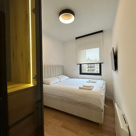 Square Luxe Residences Апартаменты