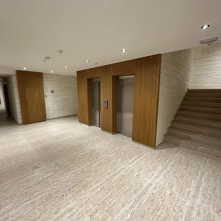 Square Luxe Residences